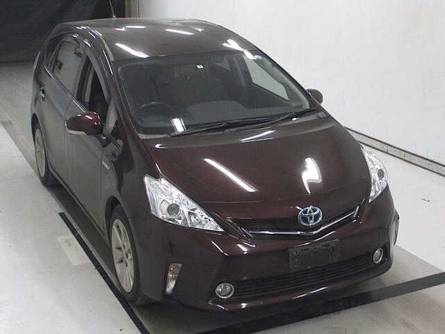 1212 TOYOTA PRIUS ALPHA ZVW41W 2013 г. (JU Chiba)